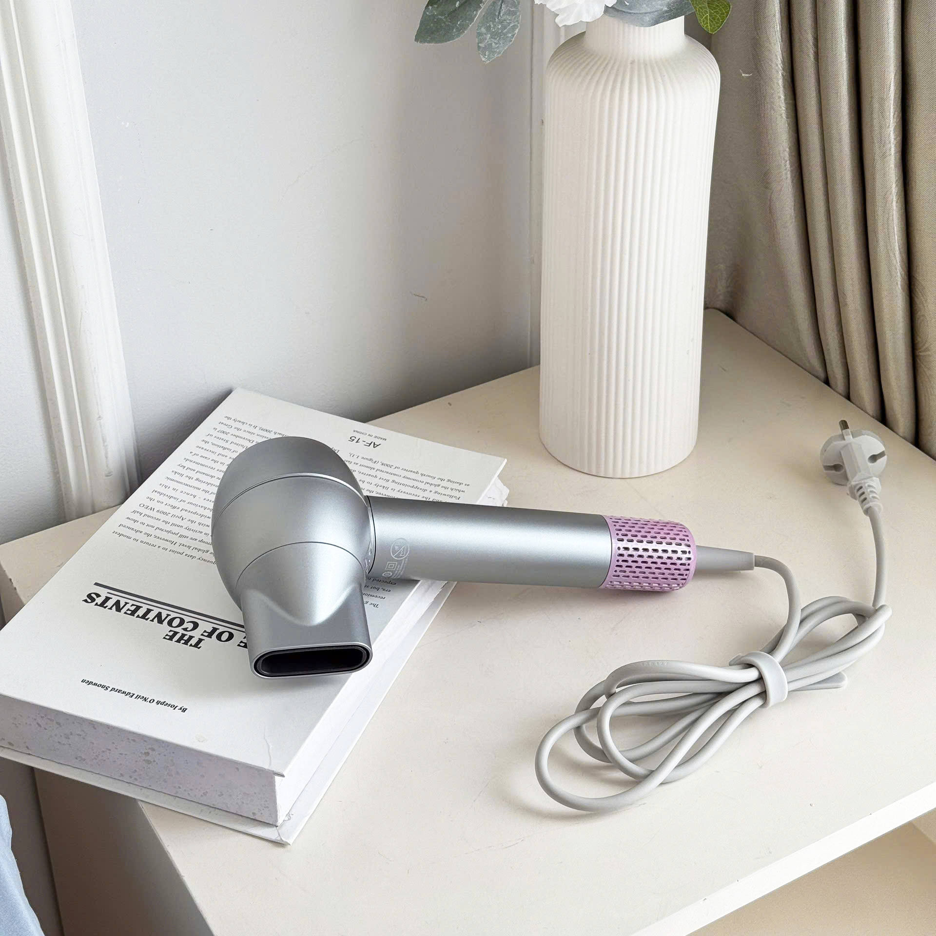 Máy sấy tóc ion âm Kaiyo