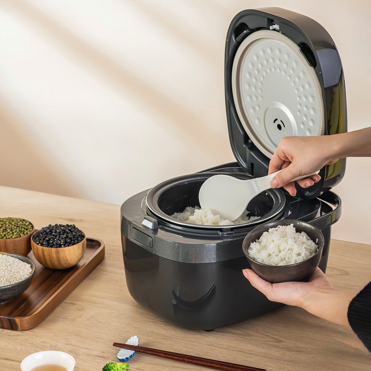 Nồi cơm điện cao tần Kaiyo 1.5L KRC-050