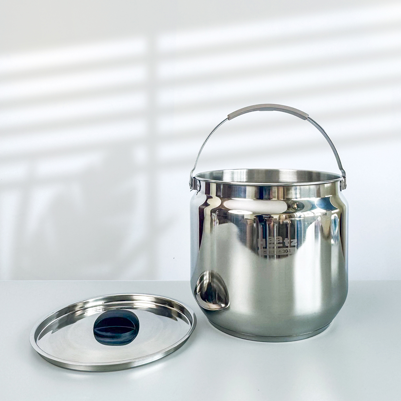 Nồi ủ chân không Haatz HTC800 tiết kiệm nhiên liệu, đun nấu an toàn và dinh dưỡng 4.5 lít tặng cặp lồng - Free ship