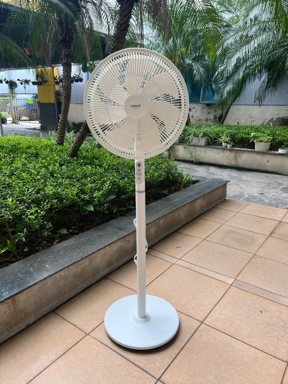 Quạt cây Kaiyo KSF-402