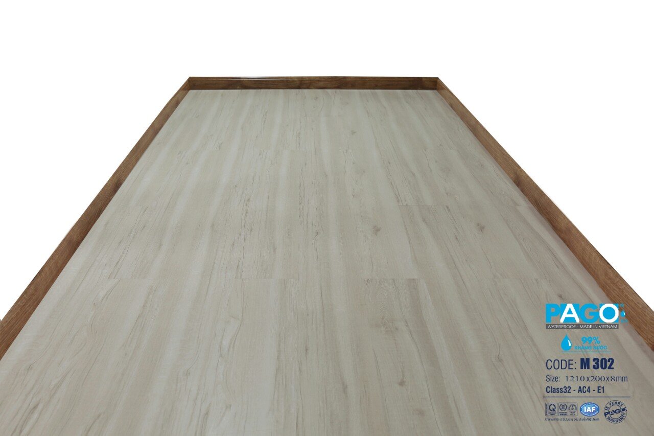 Sàn gỗ cốt xanh Pago M302 8mm bản lớn