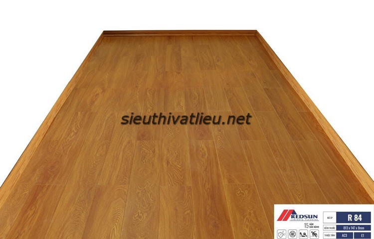 Sàn gỗ Redsun 8mm R84 bản nhỏ