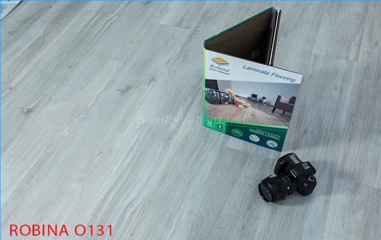 Sàn gỗ Malaysia Robina O131 8mm bản lớn