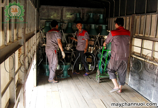 Dòng máy băm nghiền đa năng đang là sự lựa chọn hàng đầu của nhiều hộ nông dân