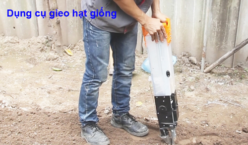 Dụng cụ gieo hạt rau 