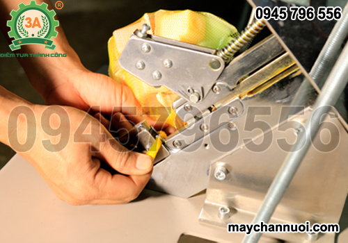 Máy đóng ghim túi hoa quả 3A