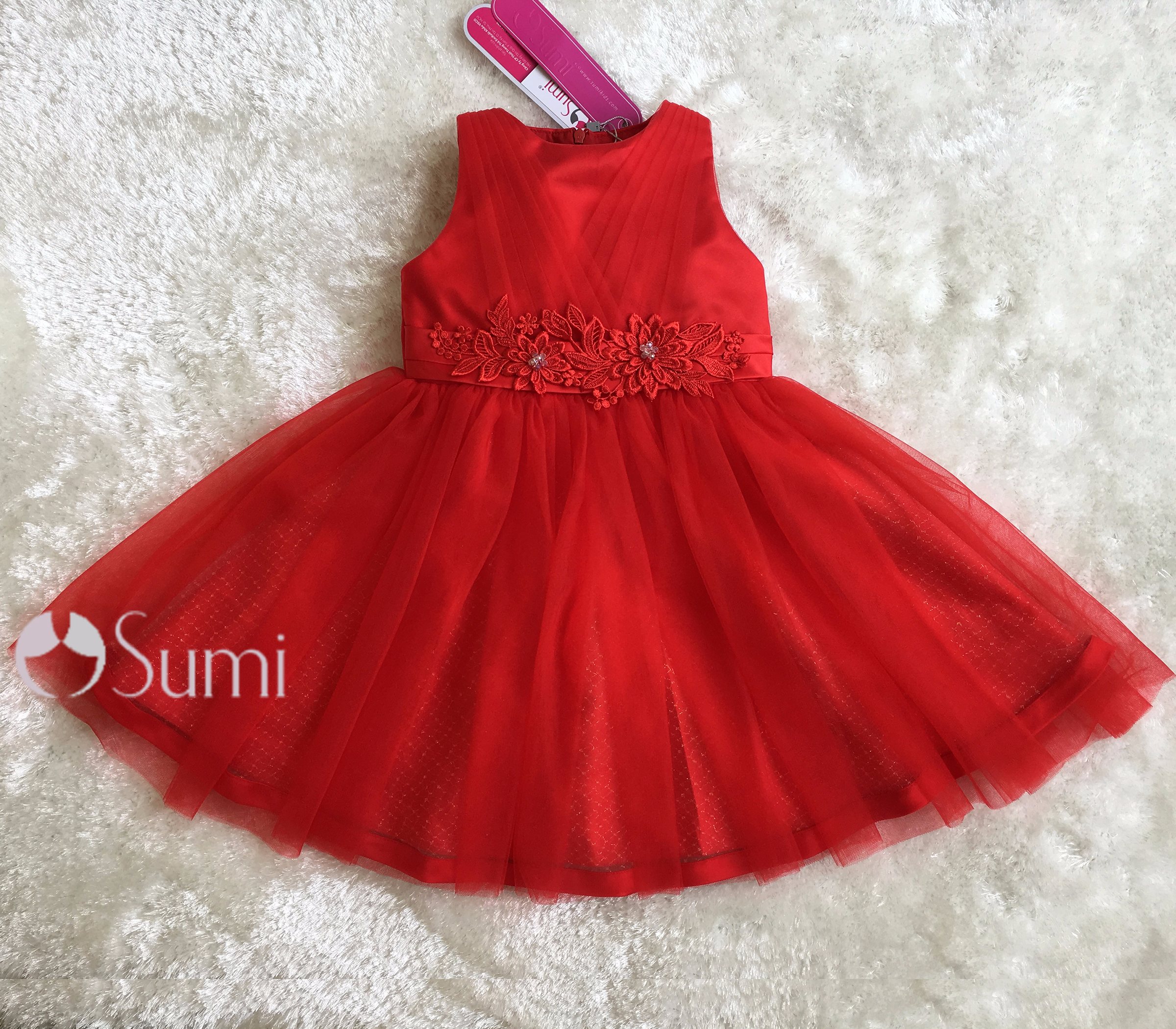 Đầm công chúa Ruby rực rỡ