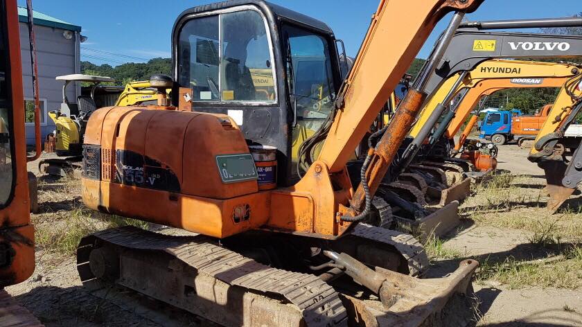 MÁY XÚC ĐÀO BÁNH XÍCH DAEWOO S55VG