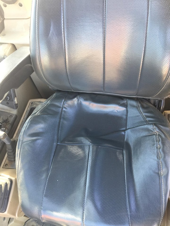 MÁY XÚC ĐÀO BÁNH XÍCH DOOSAN-55VMT