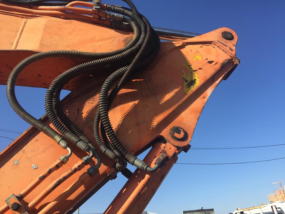 MÁY XÚC ĐÀO BÁNH XÍCH DOOSAN-55VMT