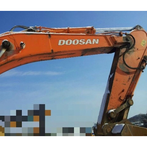 MÁY XÚC ĐÀO BÁNH XÍCH DOOSAN DX420LC