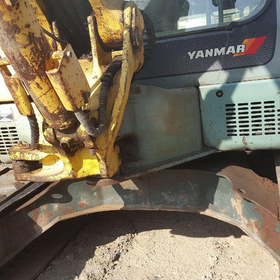 MÁY XÚC ĐÀO BÁNH XÍCH YANMAR-VIO55