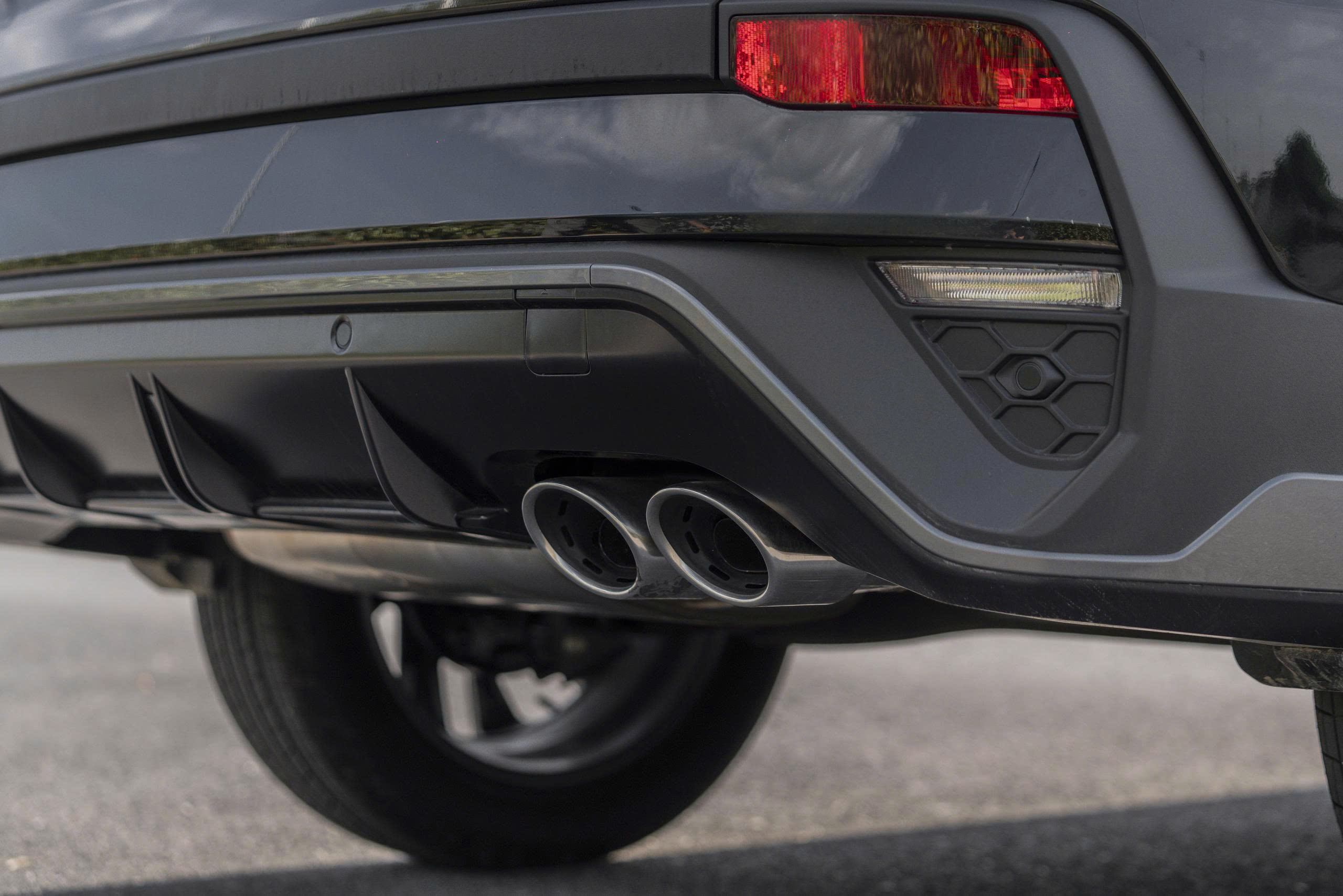 new creta 2025 n-line cản sau