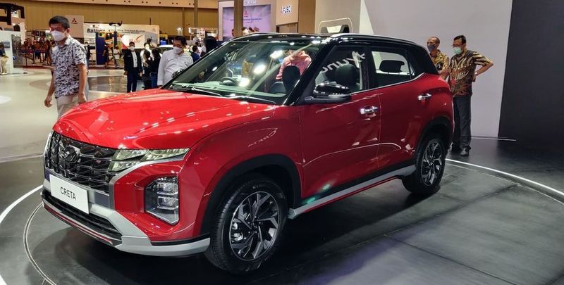 Hyundai Creta 2023 màu đỏ- đen
