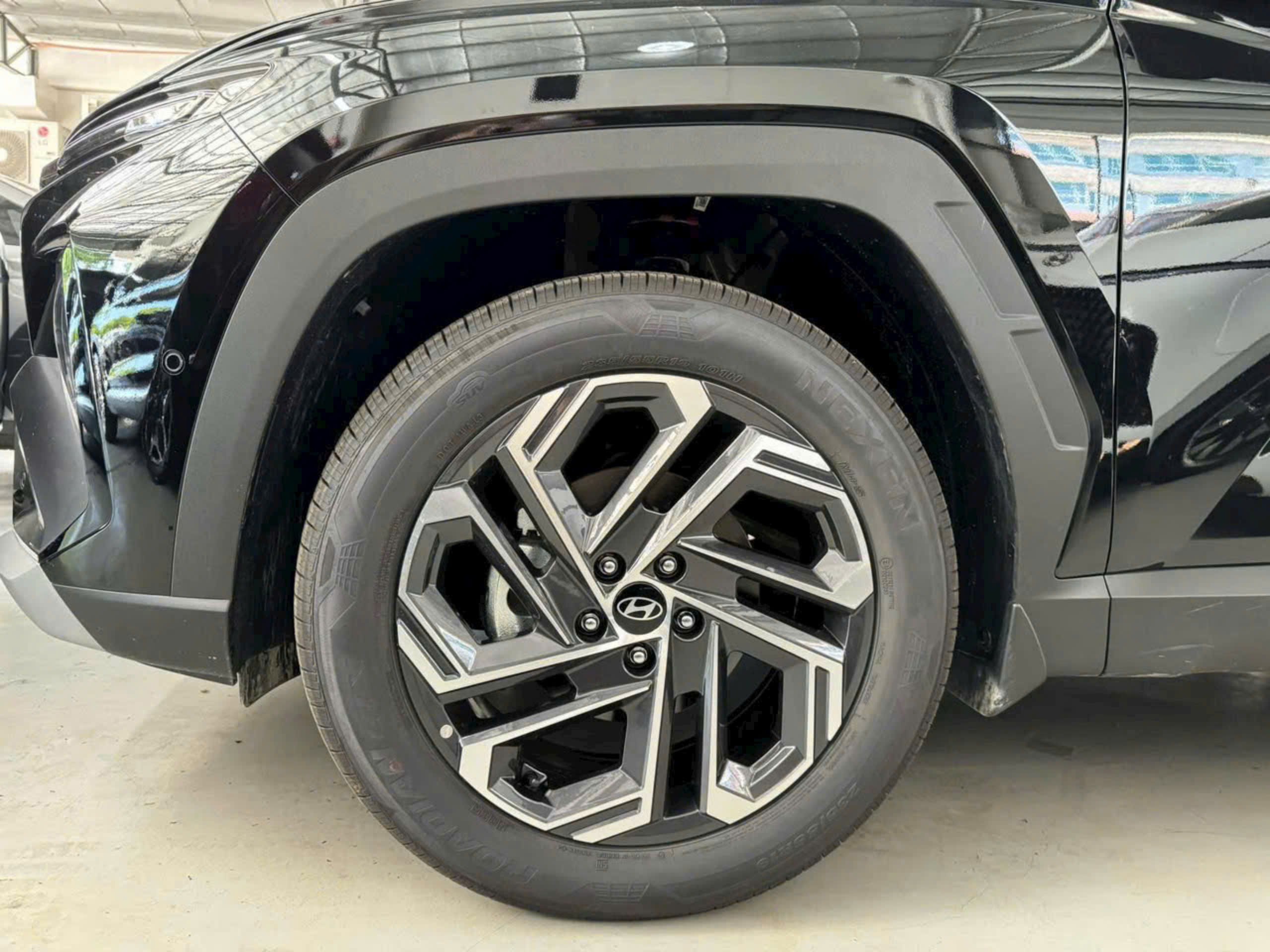 la-zăng tucson turbo 2025