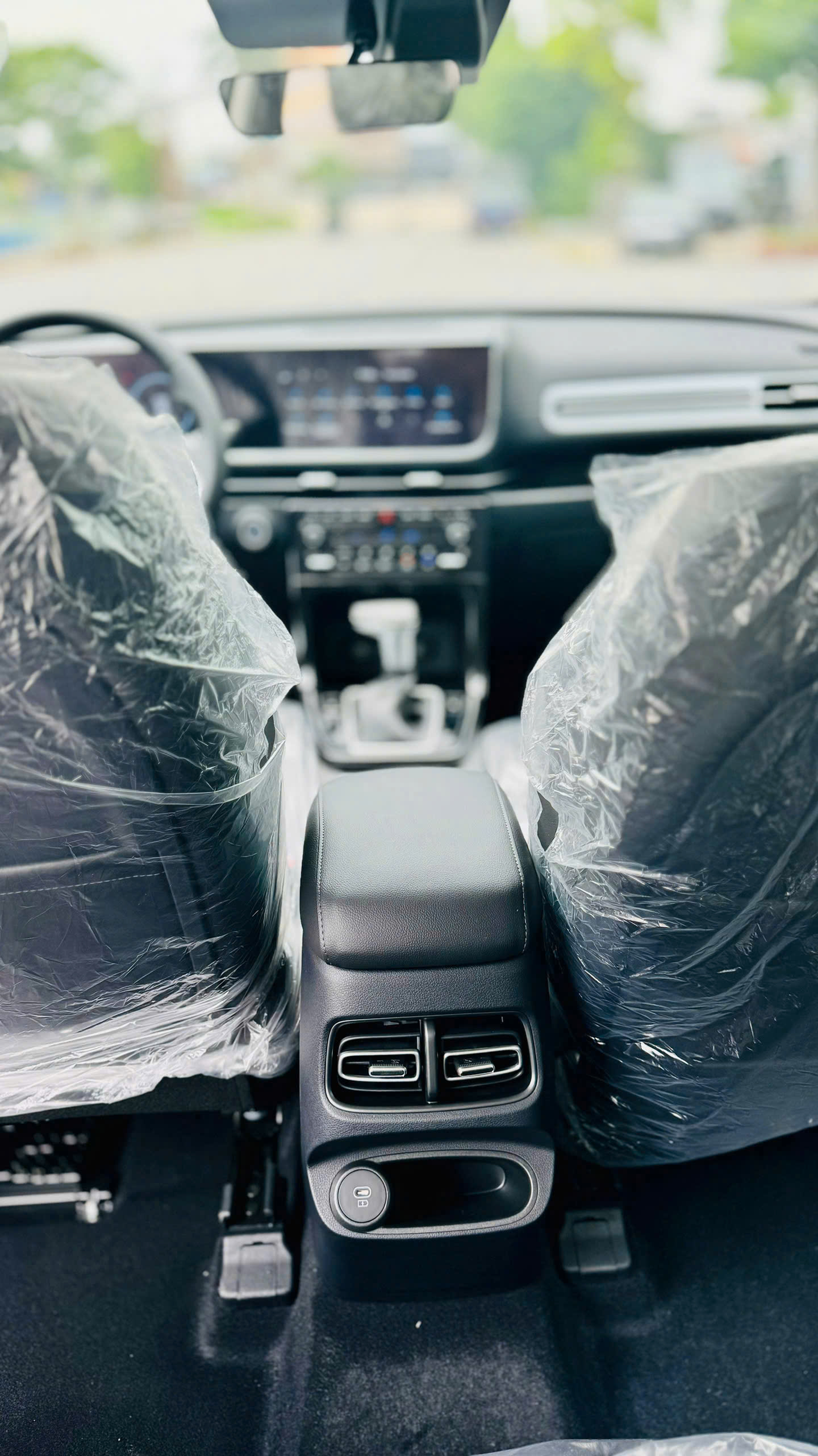 New Creta N-line 2025 khoang sau