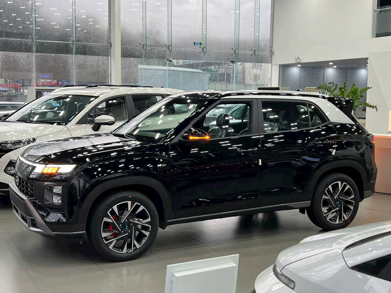 new creta 2025 n-line màu đen