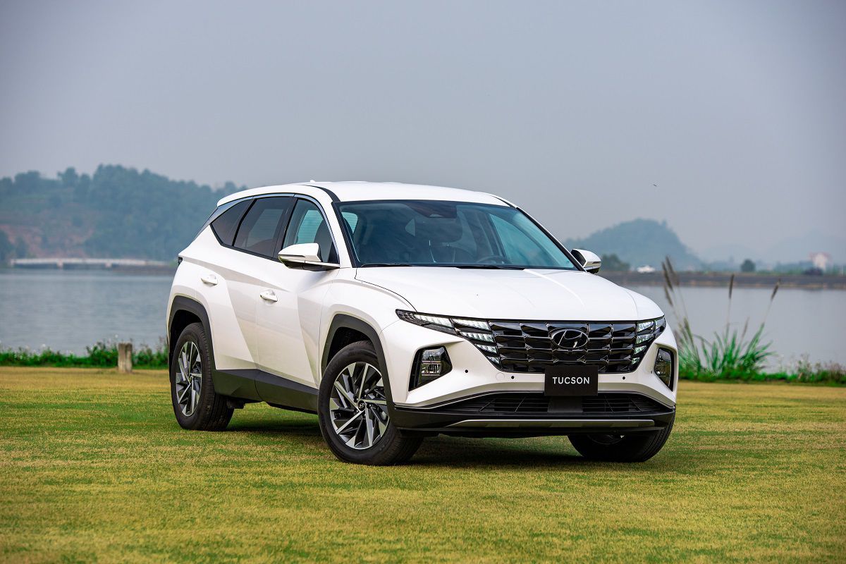 Xe Hyundai Tucson 2023 màu trắng