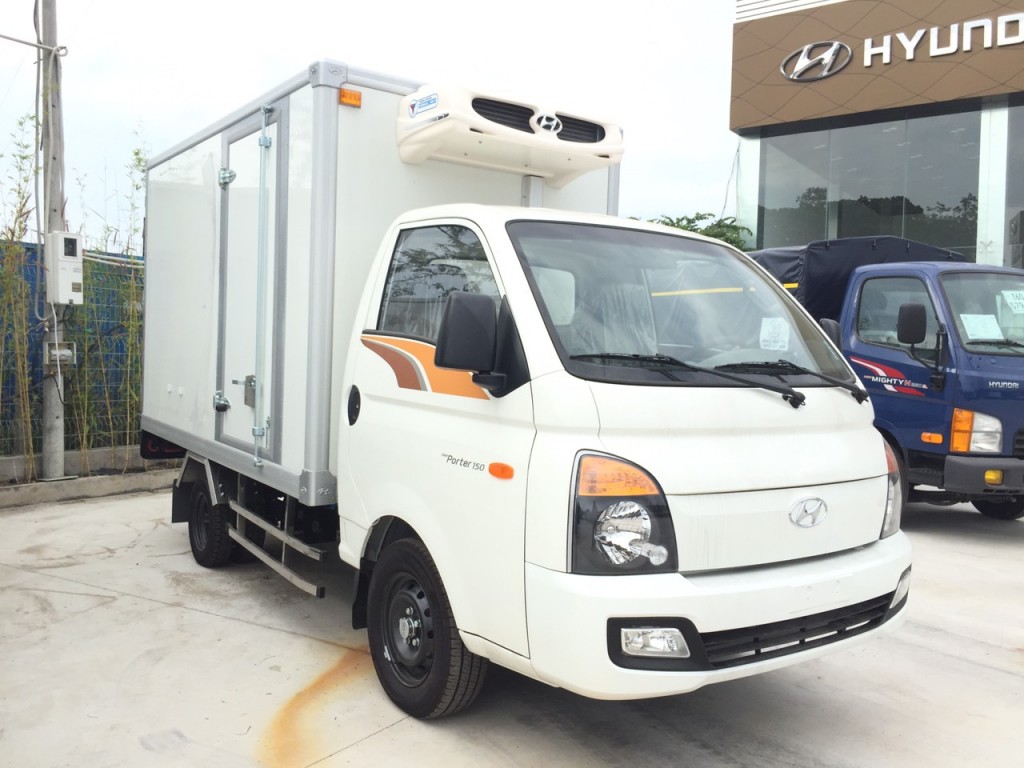 Xe tải H150 thùng đông lạnh