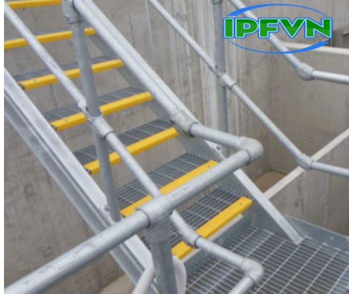 ứng dụng của tấm grating sàn thao tác