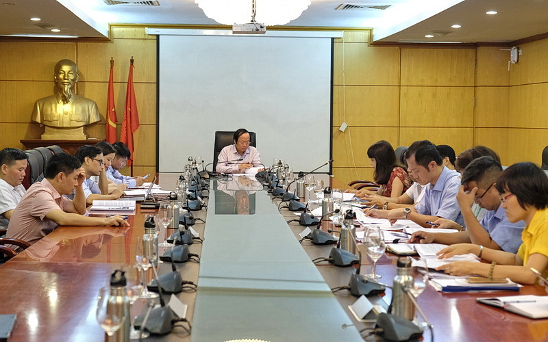 Thứ trưởng Bộ TN&MT Võ Tuấn Nhân chủ trì buổi góp ý Dự thảo Thông tư hướng dẫn thi hành Nghị định số 40/2019/NĐ-CP