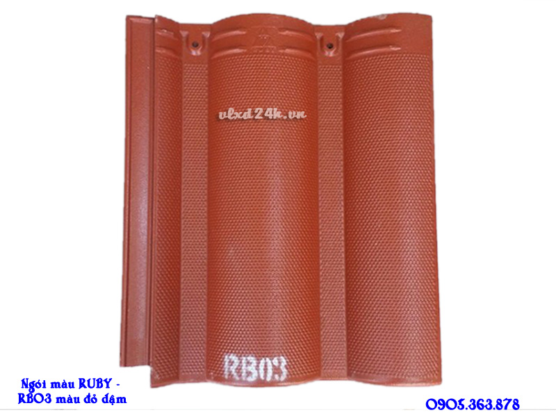 Ngói màu ruby RB03 sóng lớn màu đỏ đậm