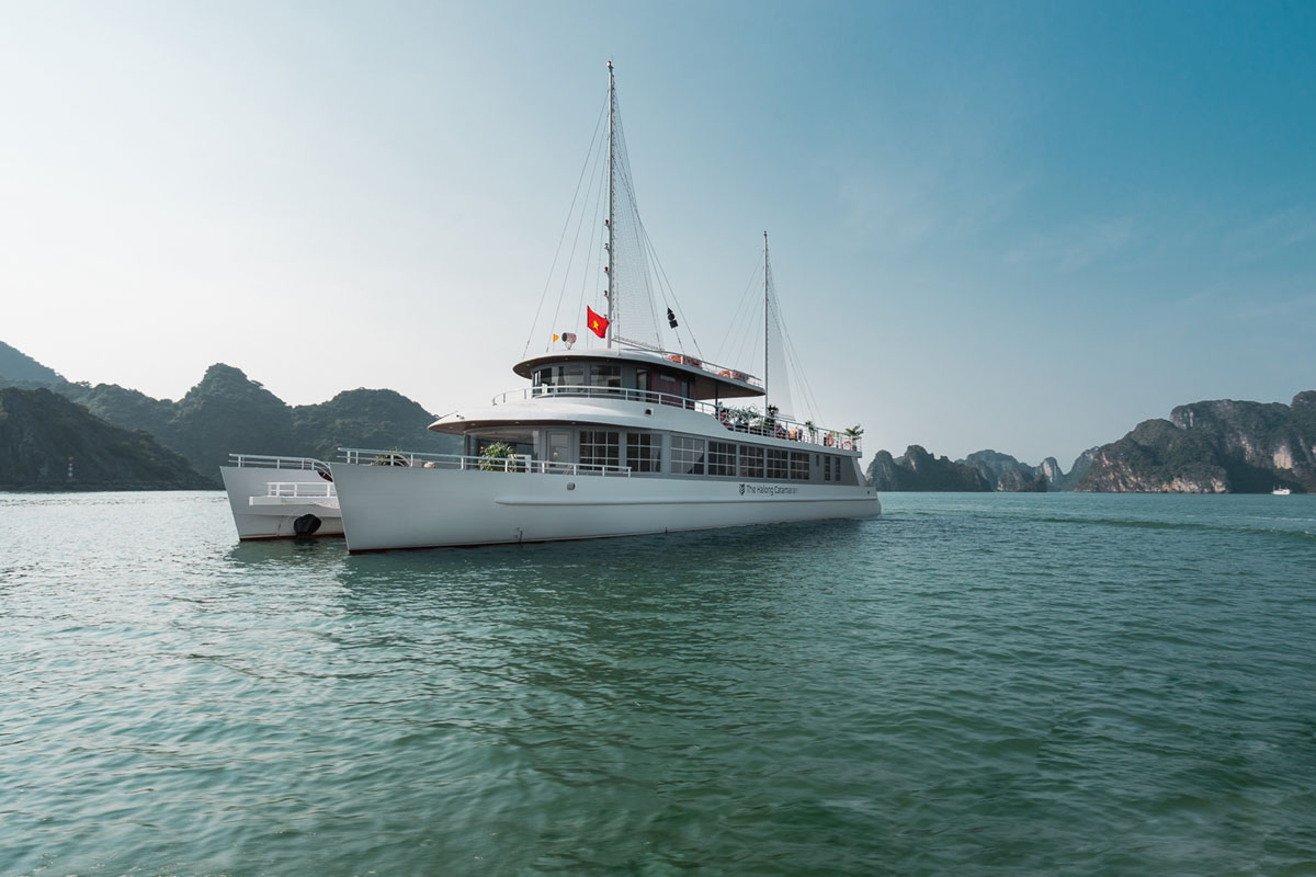 du thuyền 2 thân catamaran vịnh lan hạ - du lịch ngao du thế giới