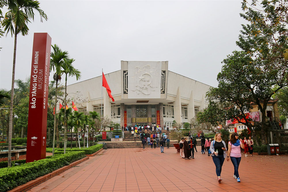 Bảo tàng Hồ Chí Minh - du lịch ngao du thế giới