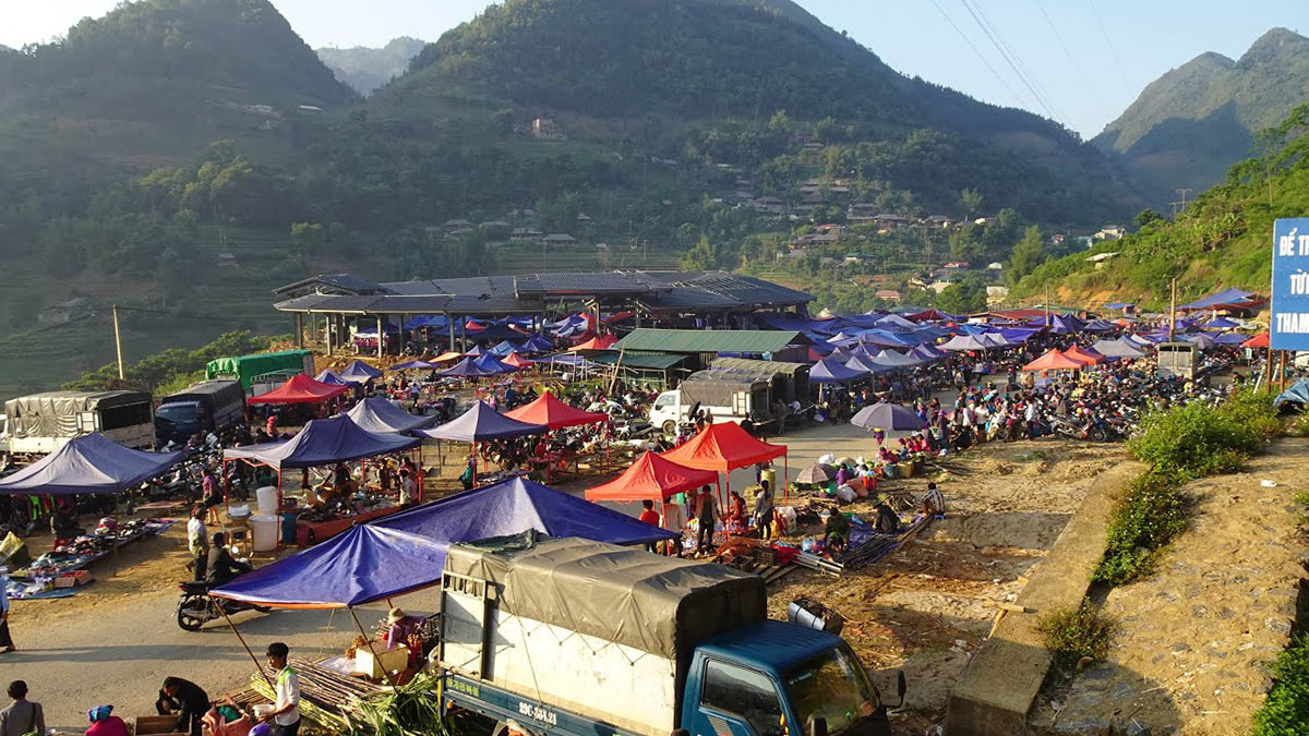 Chợ phiên Sapa - Du lịch Sapa