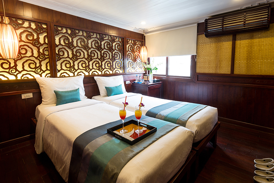 Deluxe cabin