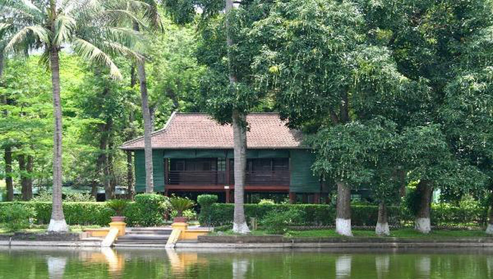 Nhà sàn Bác Hồ - du lịch Ngao du thế giới