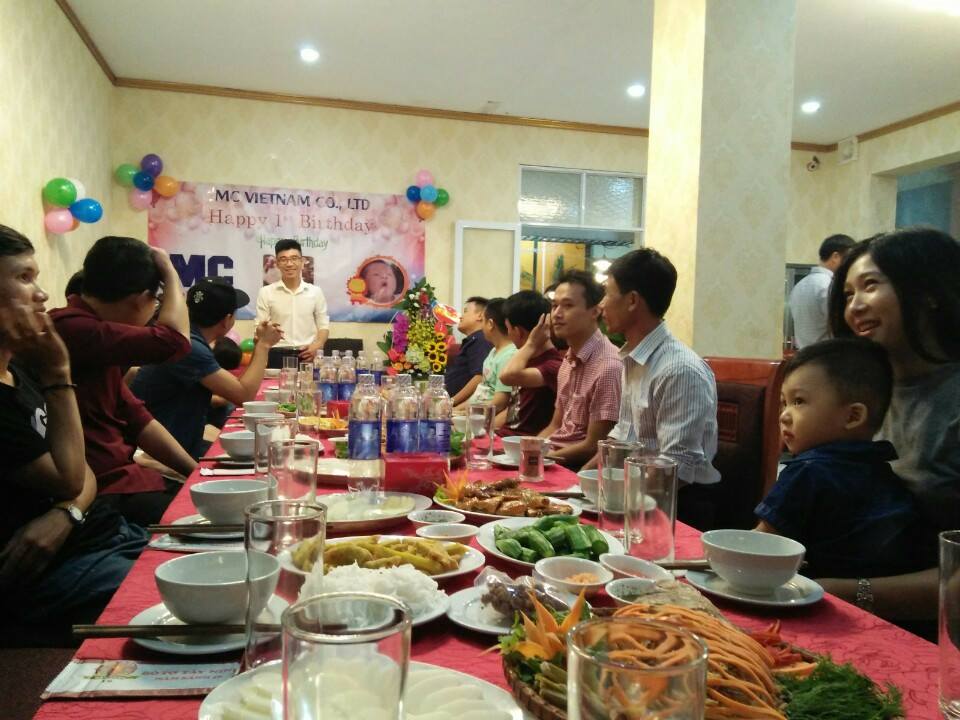 Mừng sinh nhật 2 tuổi công ty TNHH sản xuất và thương mại MC Việt Nam Mừng sinh nhật 2 tuổi công ty TNHH sản xuất và thương mại MC Việt Nam
