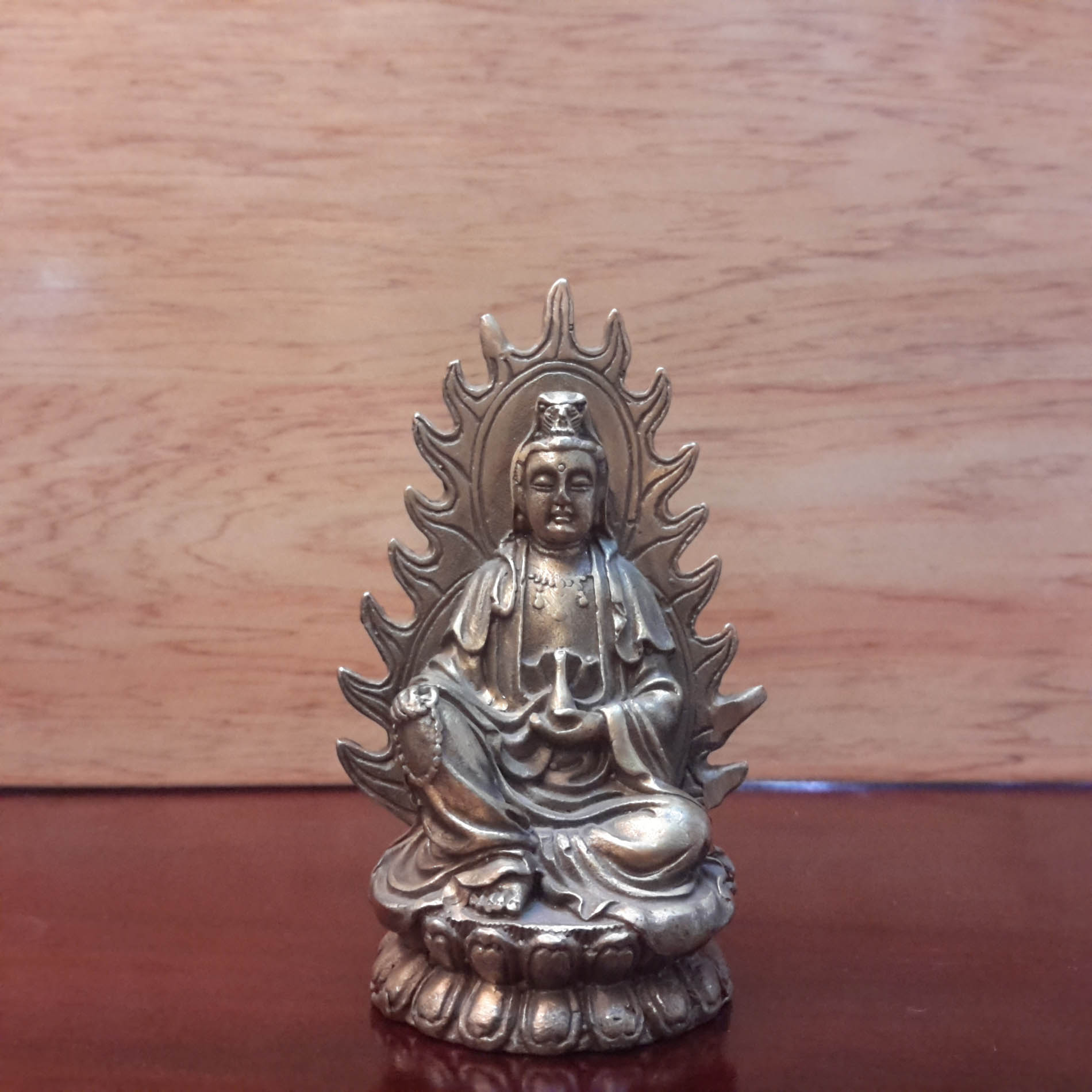 Tượng Quan Thế Âm Bồ Tát đồng nhỏ - QTA001