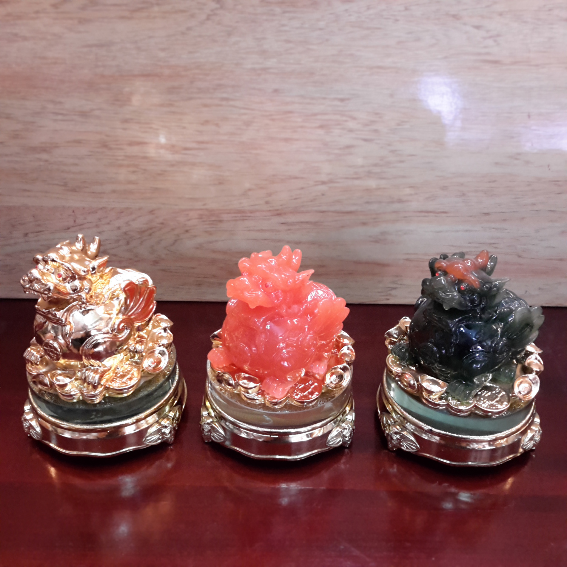 Tỳ Hưu đế kính