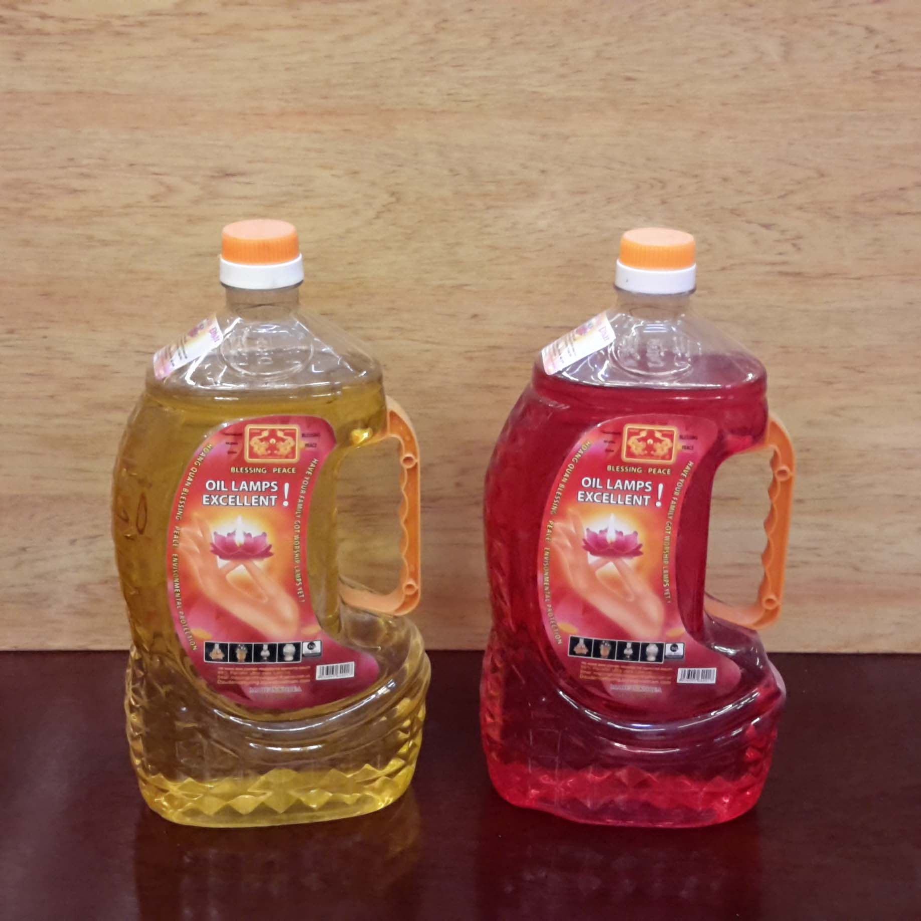 Dầu đốt đèn Bàn Tay Phật - Hoàng Quân