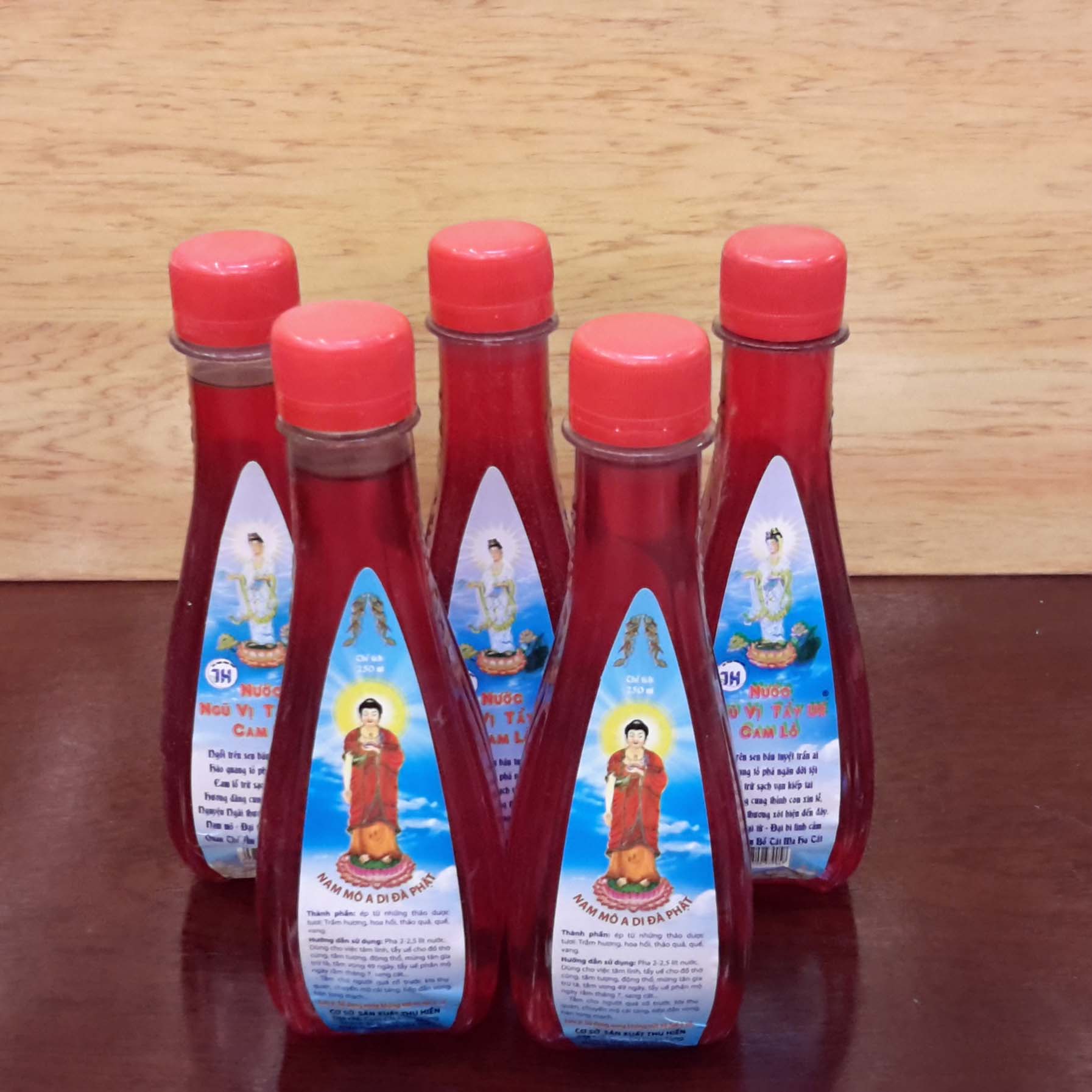 Nước tẩy uế ngũ vị
