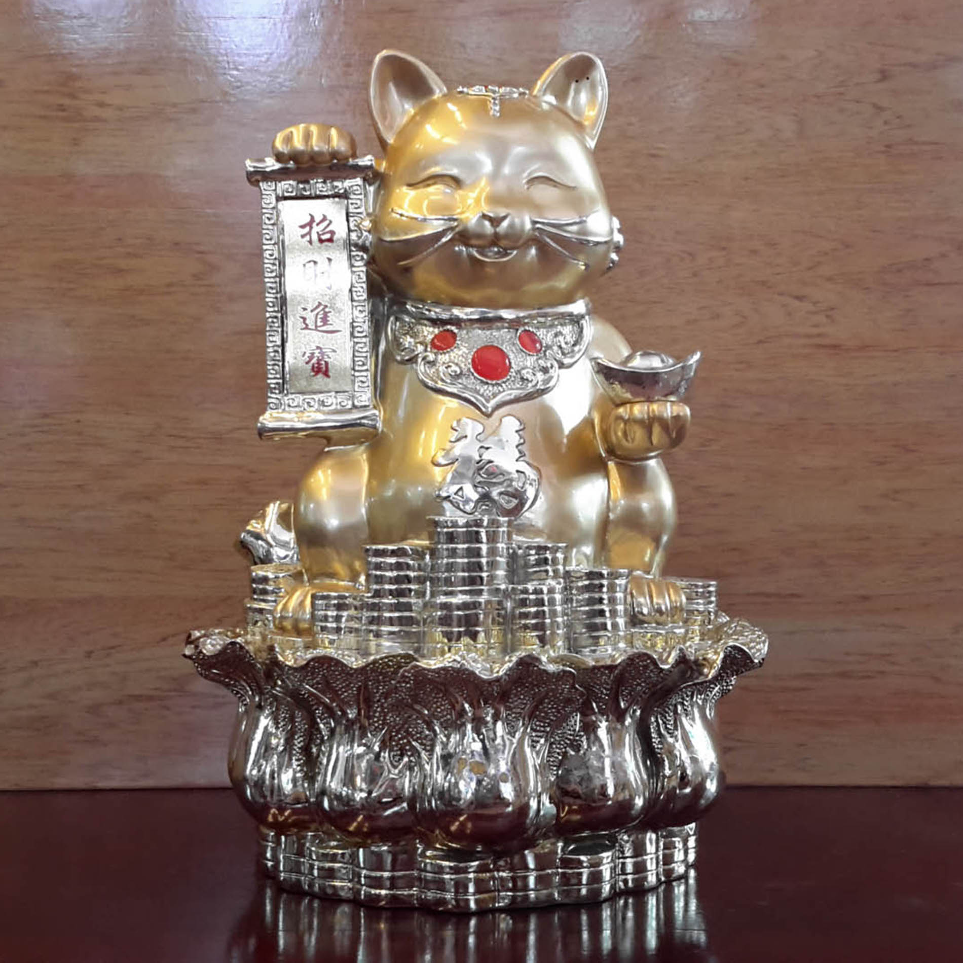 Kim Mão chiêu tài - 12M001