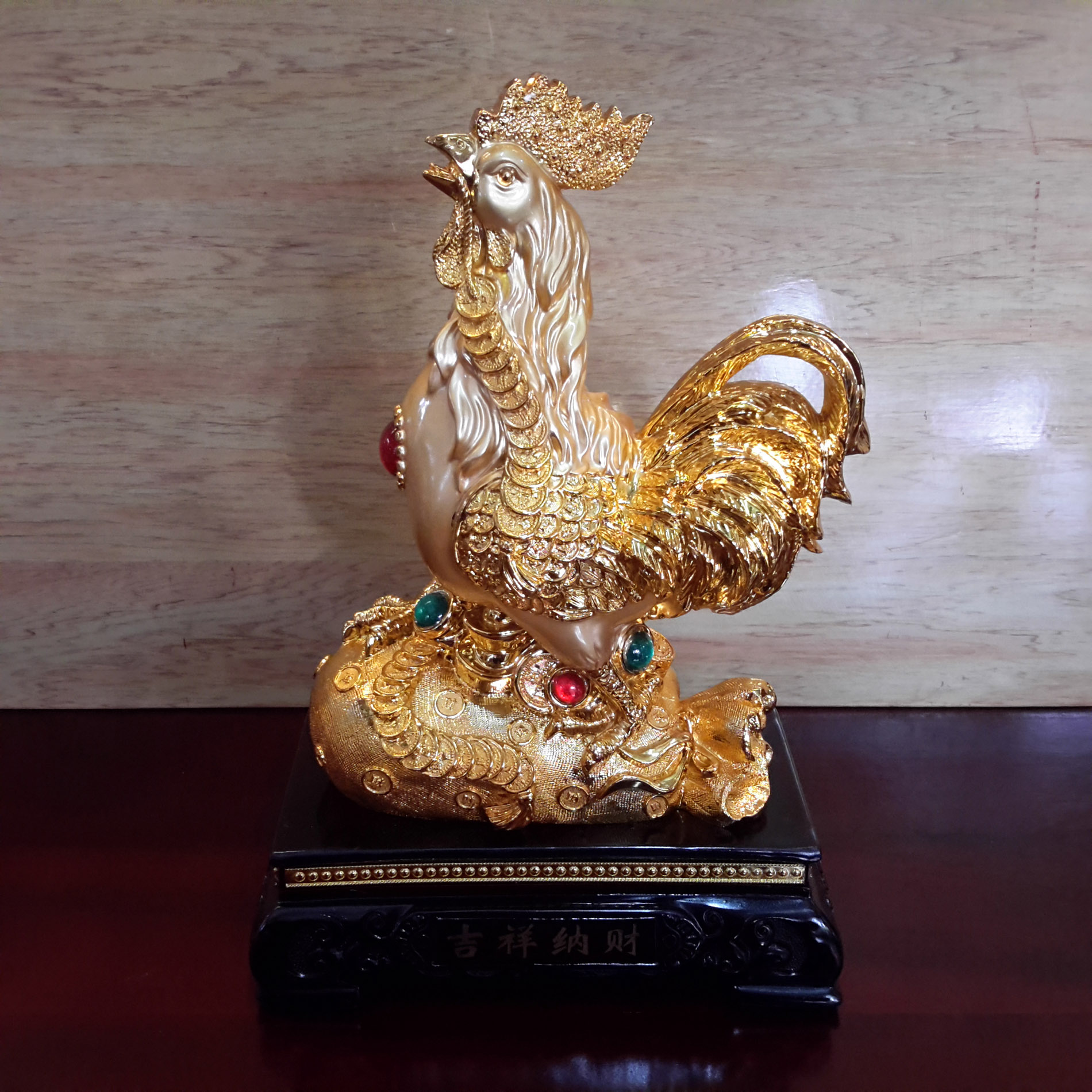 Gà Trống trên bao tiền vàng - 12GT008
