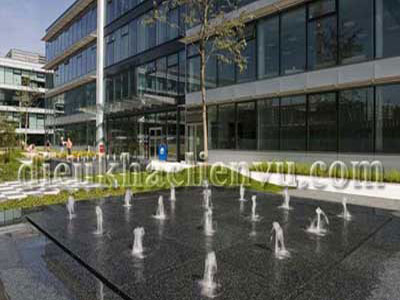 tieu canh dai phun nuoc