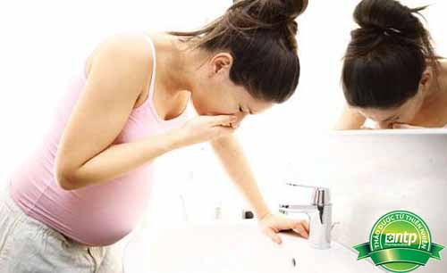 nhung-cach-tu-nhien-tot-nhat-giam-buon-non-cho-ba-bau-an-toan