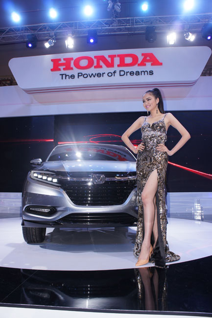 Honda Ô tô Việt Nam kết thúc năm 2013 với doanh số đột phá Honda Ô tô Việt Nam kết thúc năm 2013 với doanh số đột phá