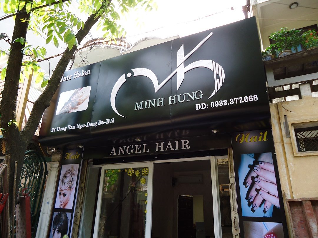 Thi công biển quảng cáo tóc (hair salon)