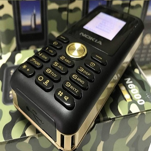Điện Thoại 4 Sim Pin Khủng màn hình màu
