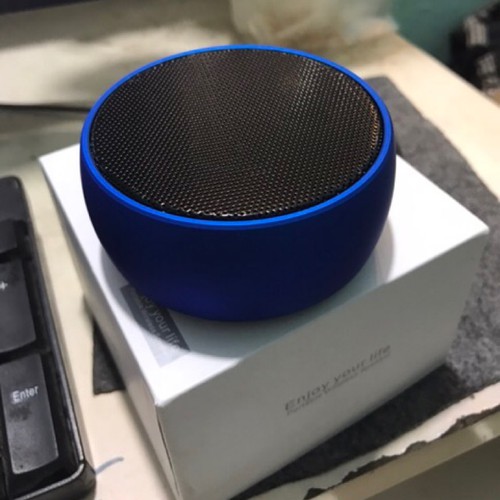 Loa bluetooth BS01 vỏ nhôm cực sang hát cực hay