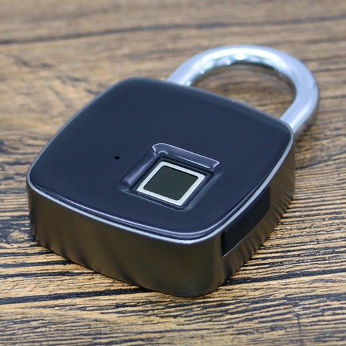 Ổ khóa cảm ứng vân tay