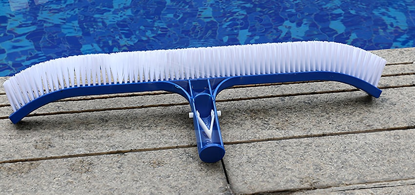 chổi cọ tường bể bơi