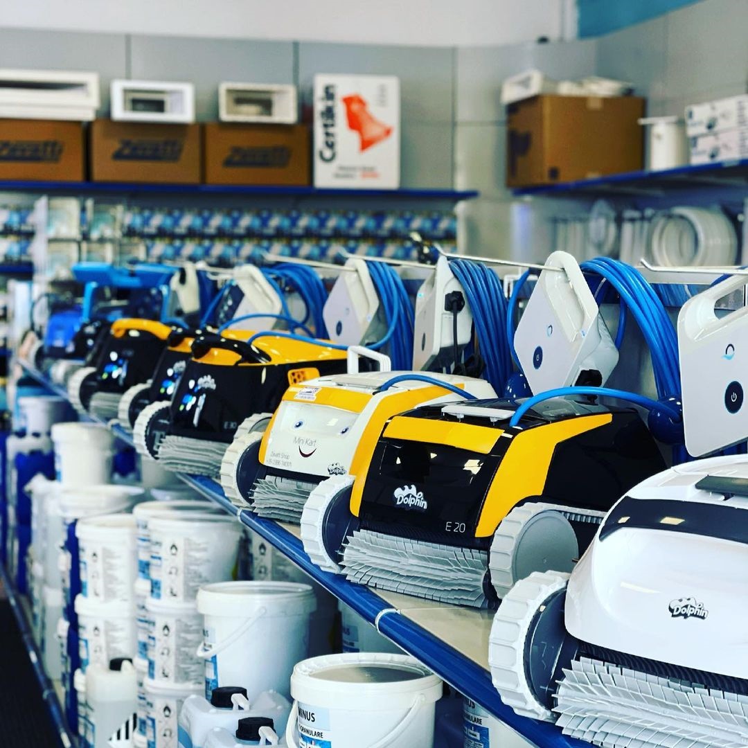 robot vệ sinh bể bơi