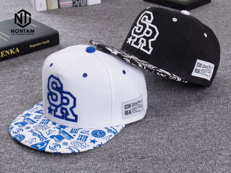 form nón snapback phải phù hợp