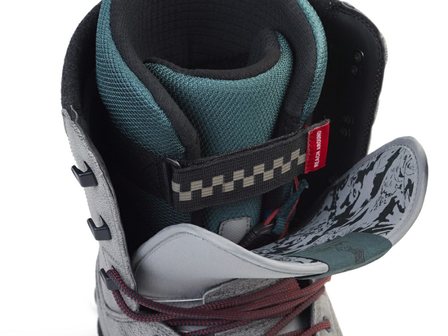 Vans Ra Mắt Danimals Implant Boot