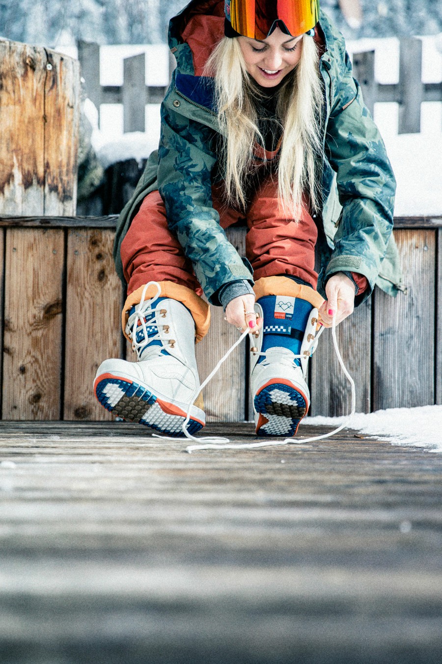 Vans Ra Mắt Phiên Bản Mới Của Giày Trượt Tuyết Dành Cho Nữ